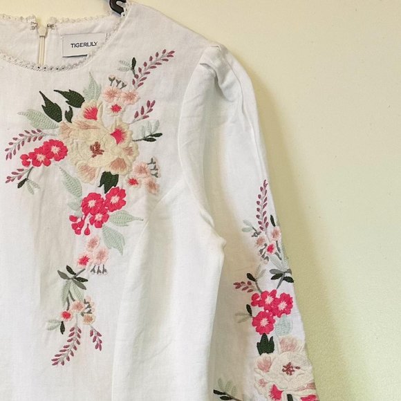 💕 HOST PICK! 💕Tigerlily Embroidered Dress - Picture 3 of 3
